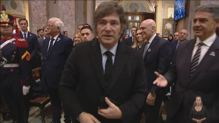 Milei ignoró a Villarruel y Jorge Macri en el Tedeum y luego lanzó una dura frase en redes