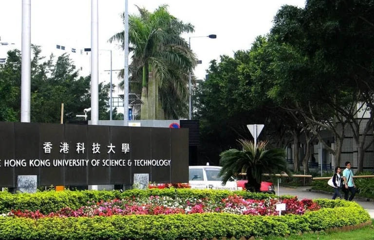 Hong Kong ofrece alternativas a estudiantes excluidos de Harvard por decisión de Trump