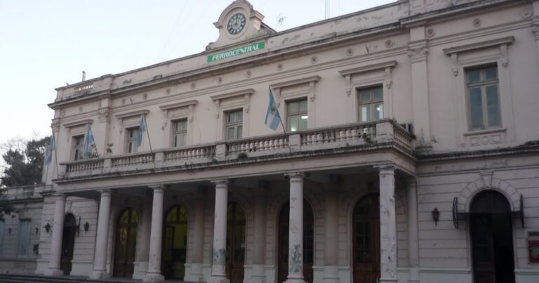 Debaten el futuro de la Estación Mitre y advierten riesgos si se prioriza lo inmobiliario