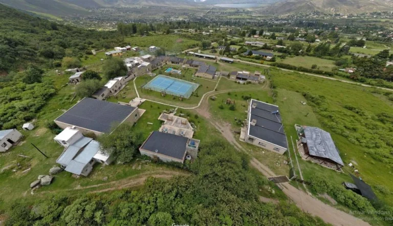 La Provincia avanza judicialmente contra un complejo de cabañas en La Quebradita