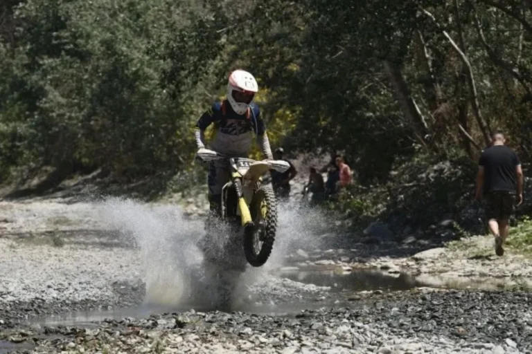 El Nacional de Enduro llega a Aguilares con los mejores pilotos del país