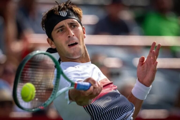 Sólido triunfo de Etcheverry para meterse en la tercera ronda del Abierto de Australia