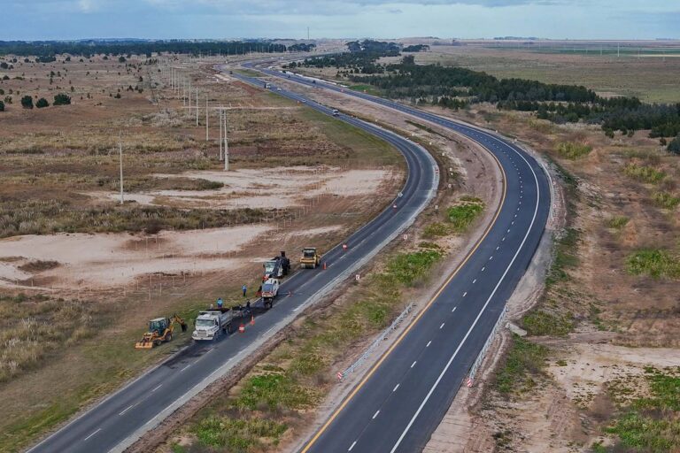 Una provincia prevé hacer más de 600 km de rutas nuevas para garantizar un tránsito seguro