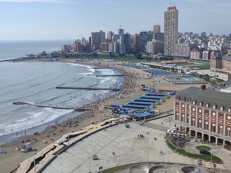 Semana Santa: hasta cuándo habrá servicio de guardavidas en Mar del Plata