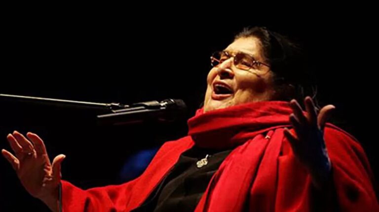 Exigen la renuncia de un funcionario de Radio Nacional por insultos a Mercedes Sosa