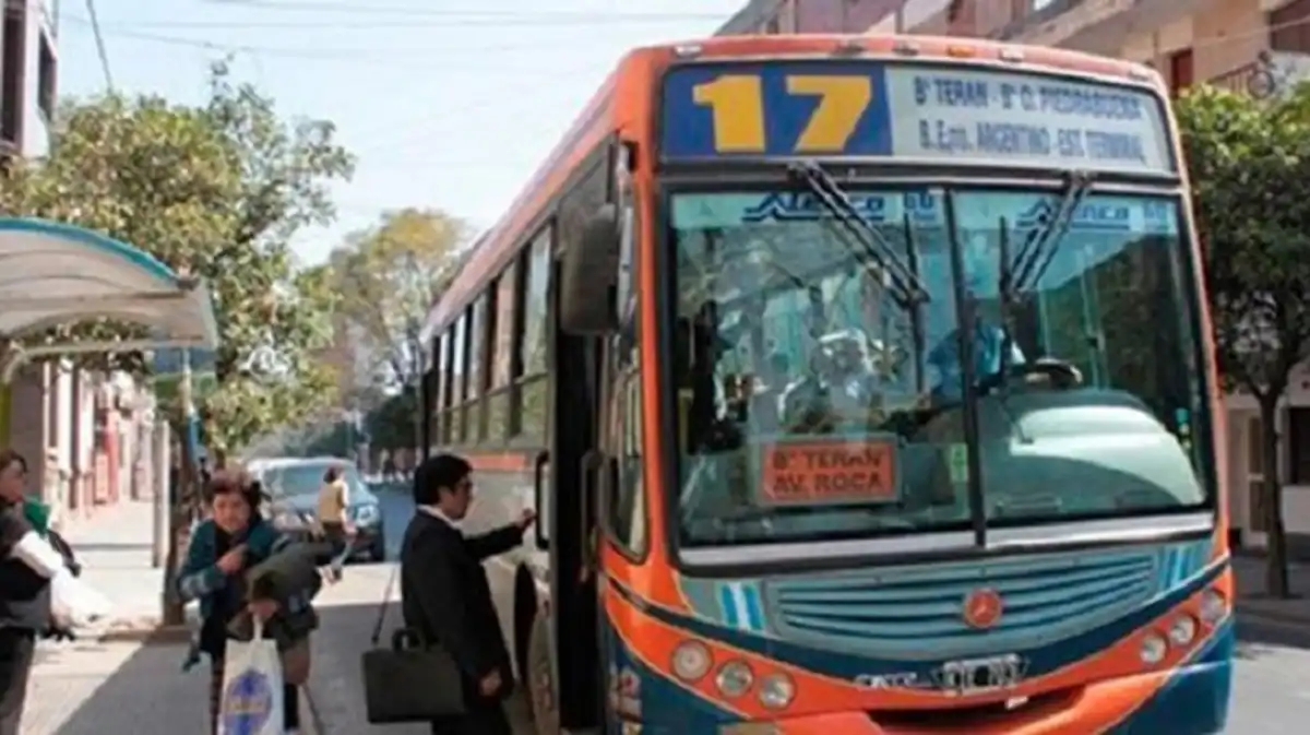 “Debate en el Concejo: transporte público y la suba del boleto en discusión”