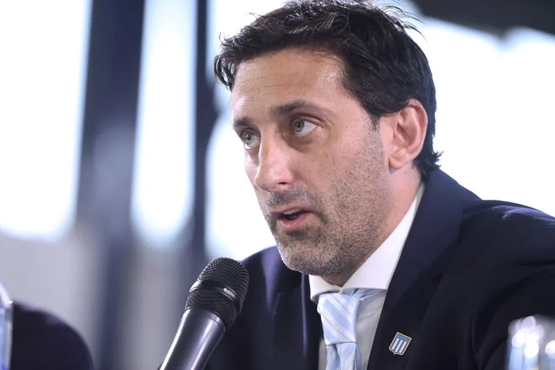 Sorpresa en Racing: anuncian que no llegará un delantero goleador y escuchan ofertas por casi todo el plantel