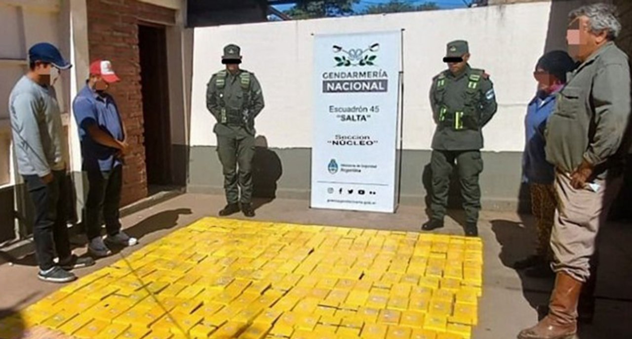 Salta: condenaron a siete gendarmes, integrantes de una banda narco