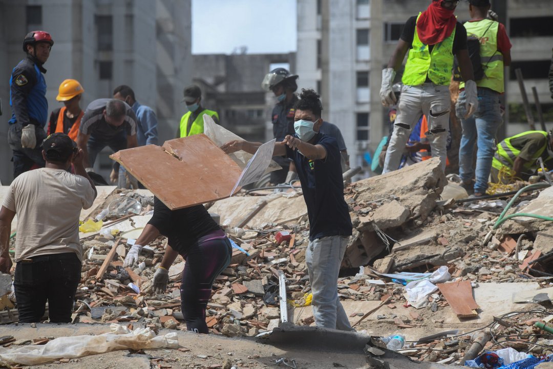 EE. UU. eleva a $300 millones su ayuda humanitaria y despliega más de 200 efectivos tras los sismos en Venezuela
