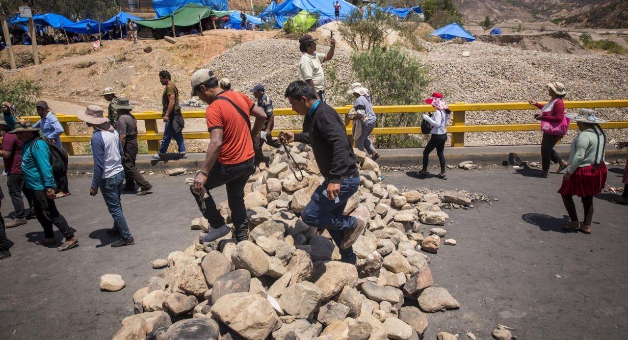 Exportadores bolivianos calculan pérdidas en el sector de casi US$ 1.000 millones por bloqueos