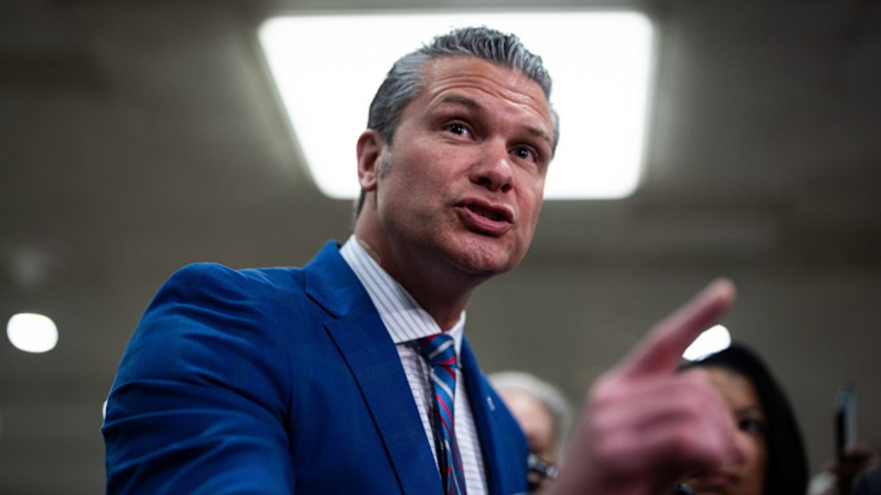 Hegseth: el ejército estadounidense “estará ocupado esta noche”