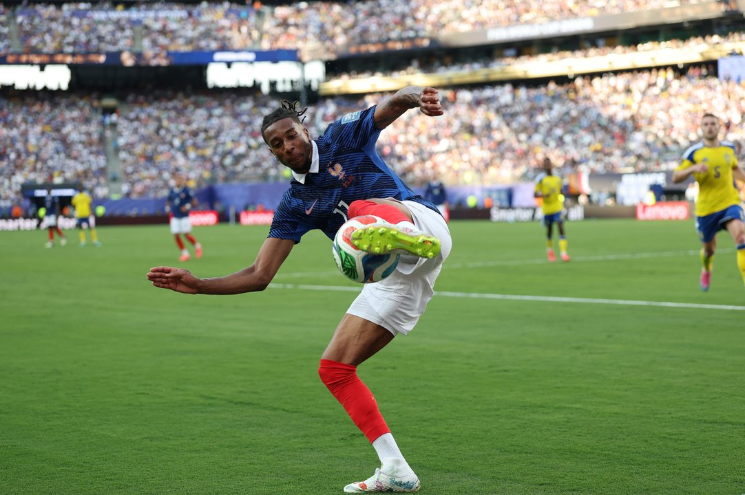 FIFA rechazó el recurso francés y Olise puede perderse la semifinal si recibe otra amarilla