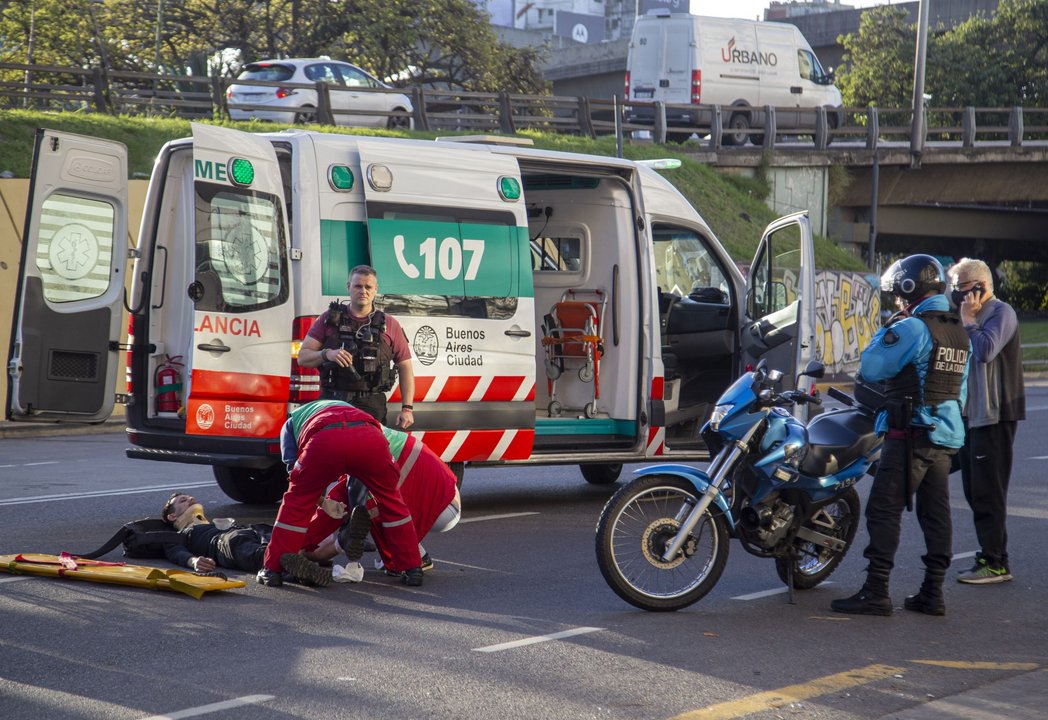 Argentina – Inglaterra: trasladaron a un hombre al Hospital Fernández por un dolor en el pecho