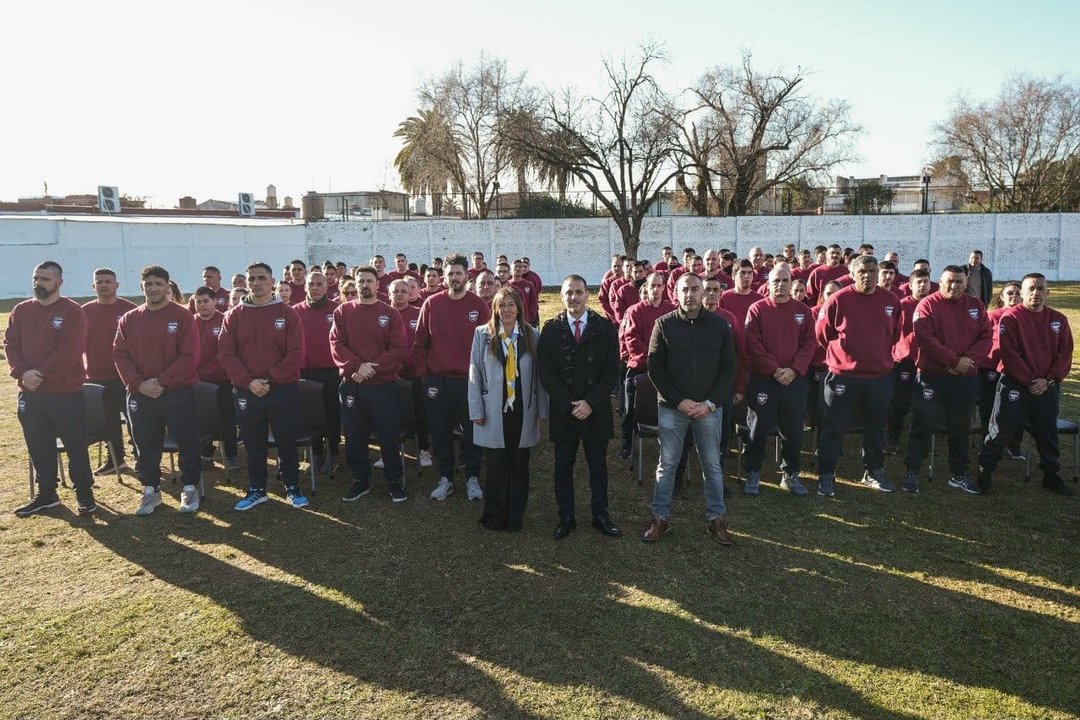 Julián Álvarez encabezó la apertura de la Escuela de Policía Municipal de Lanús