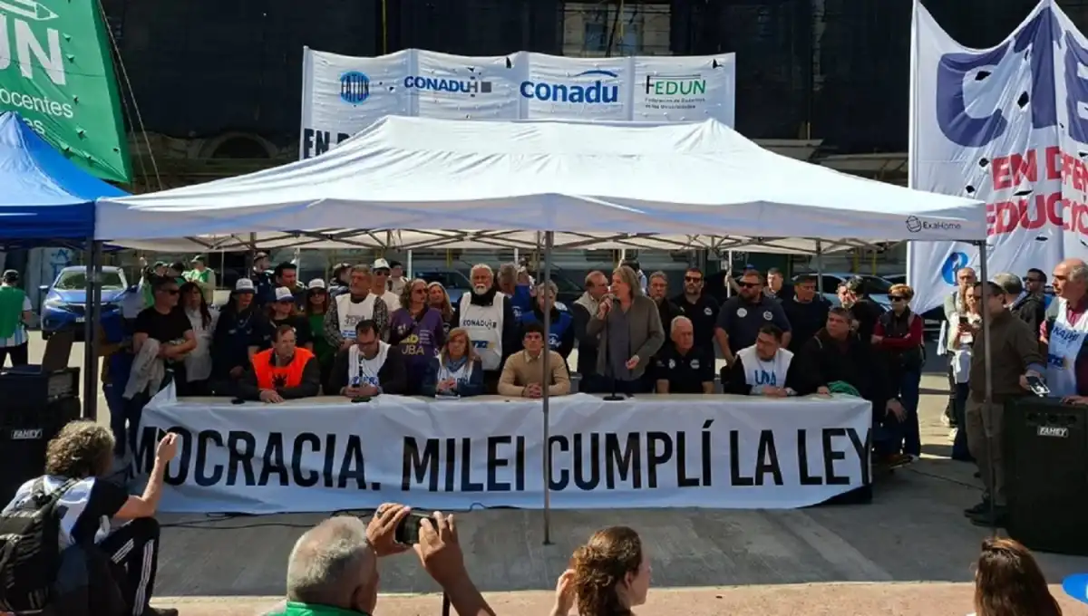 Conflicto universitario: gremios docentes anuncian paro de 72 horas en reclamo de actualización salarial