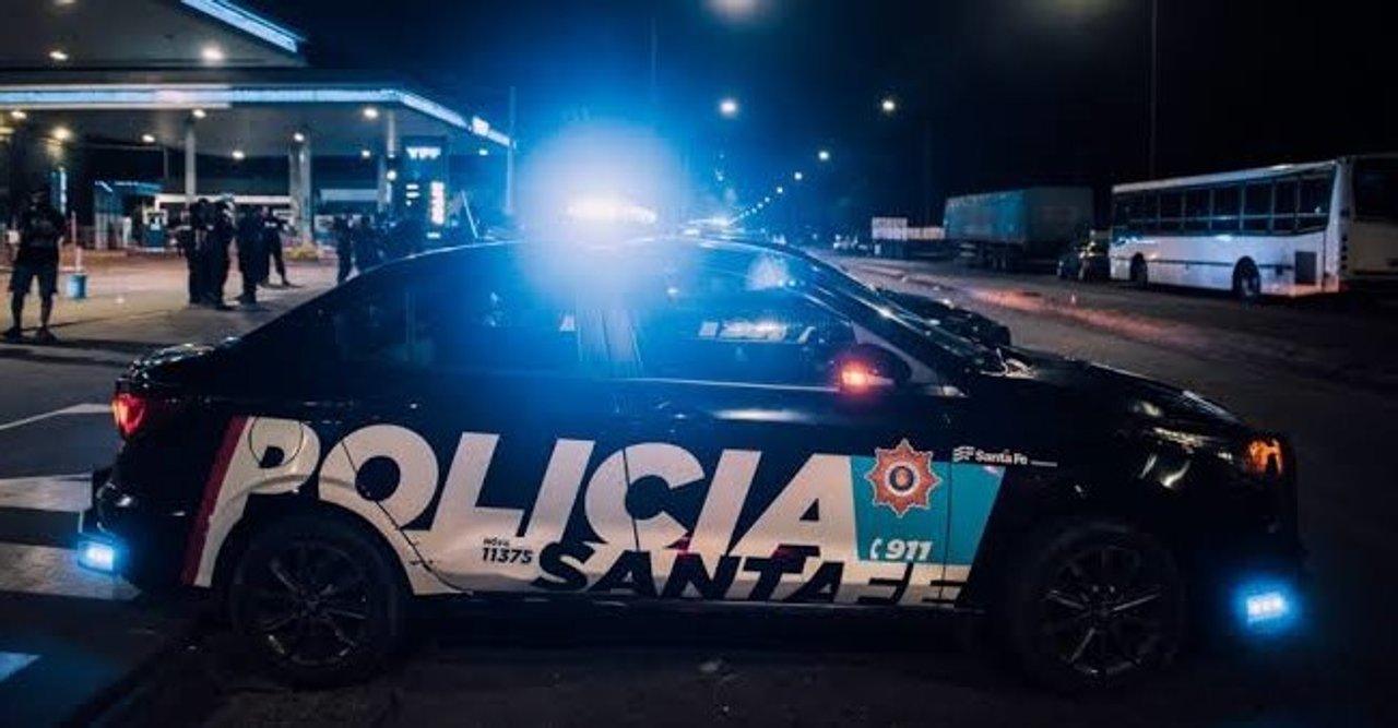 Un hombre trató de asesinar a su pareja, luego se disculpó y llamó al 911