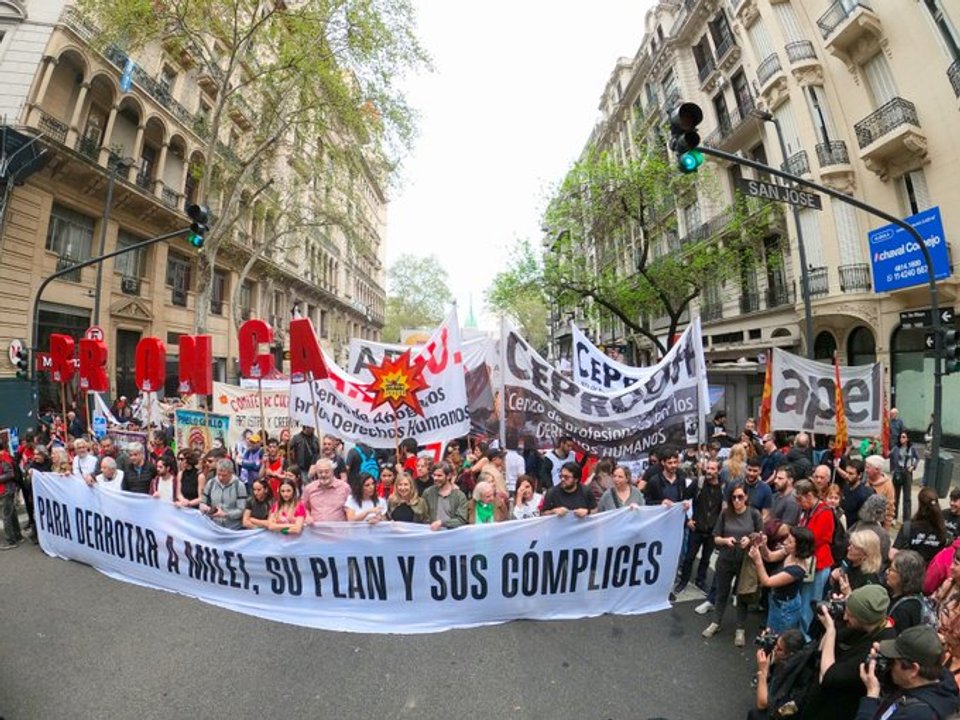 Marcha de la Bronca: la izquierda marchó contra el gobierno de Milei y dejó un claro mensaje a la cúpula gremial