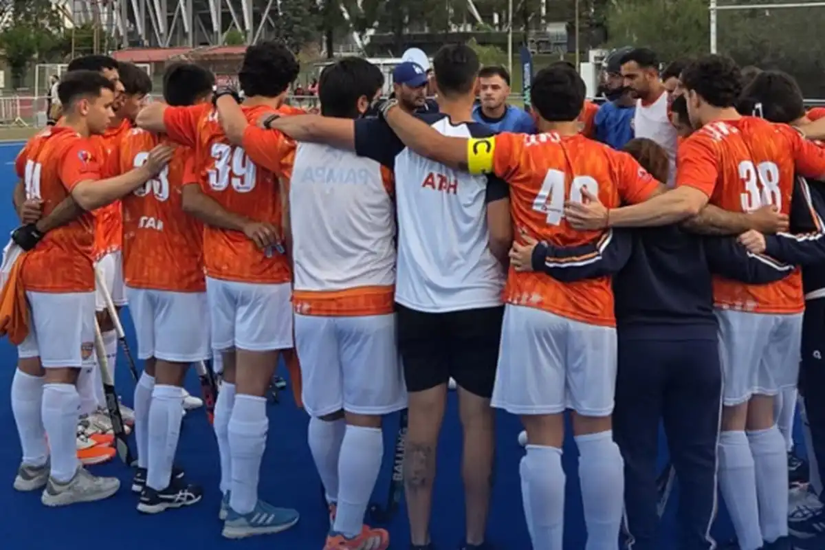 El seleccionado tucumano de hockey debutó con tropiezo ante Buenos Aires en el Campeonato Argentino