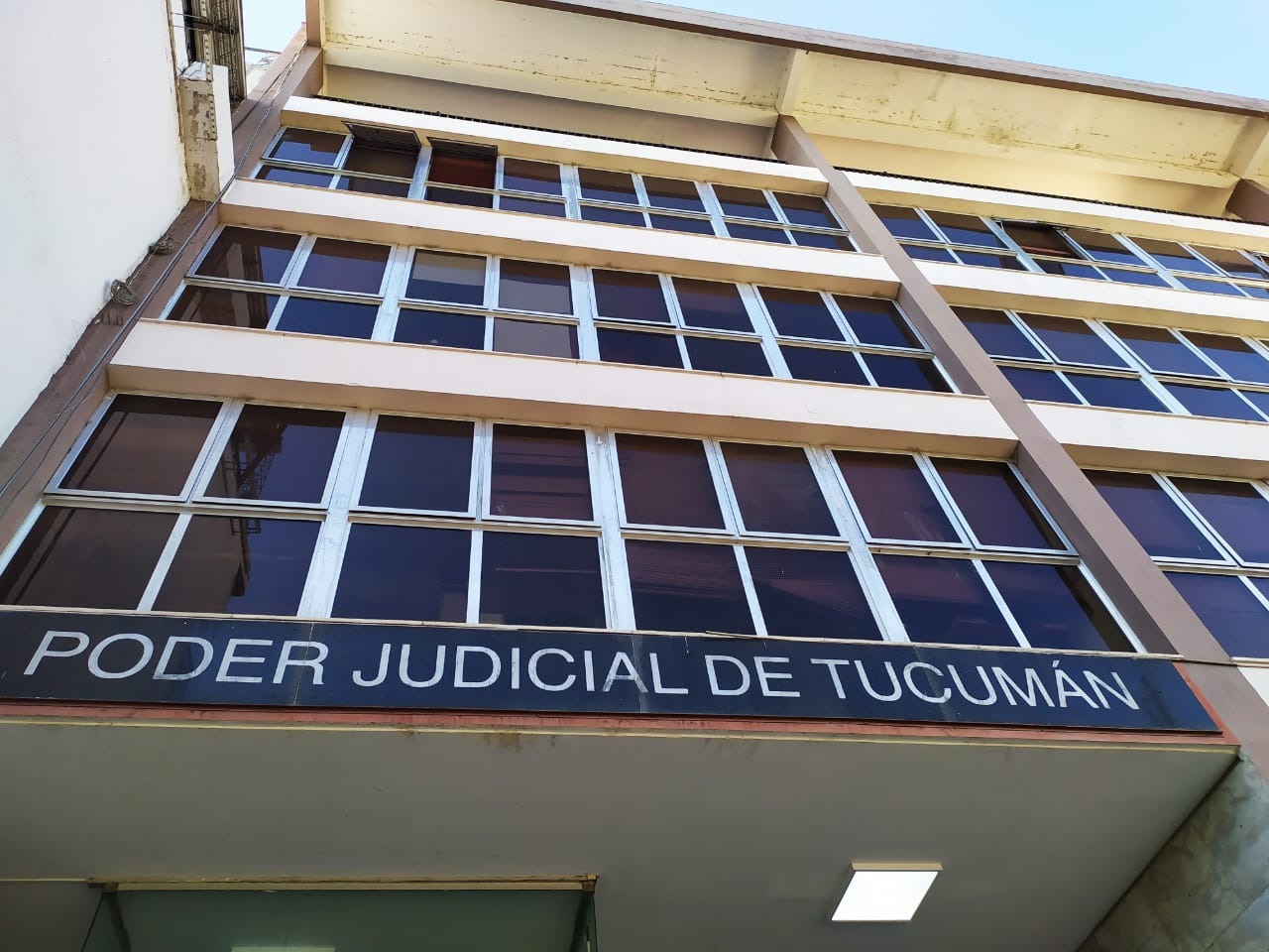 Prisión preventiva: Prorrogan por dos meses la medida cautelar contra un acusado de violentos asaltos en Juan B. Alberdi