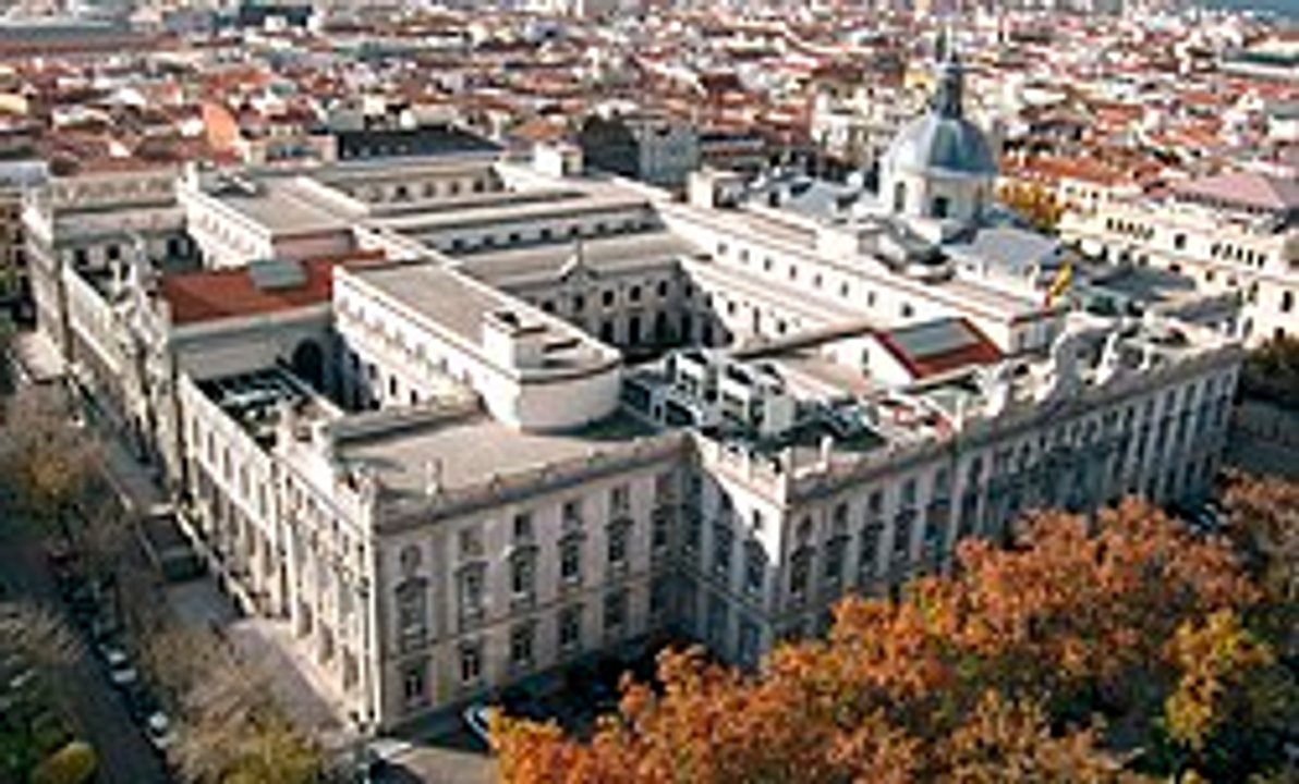 España: el Supremo mantiene la suspensión del voto para el 29-N a los nacionalizados por la ley de nietos