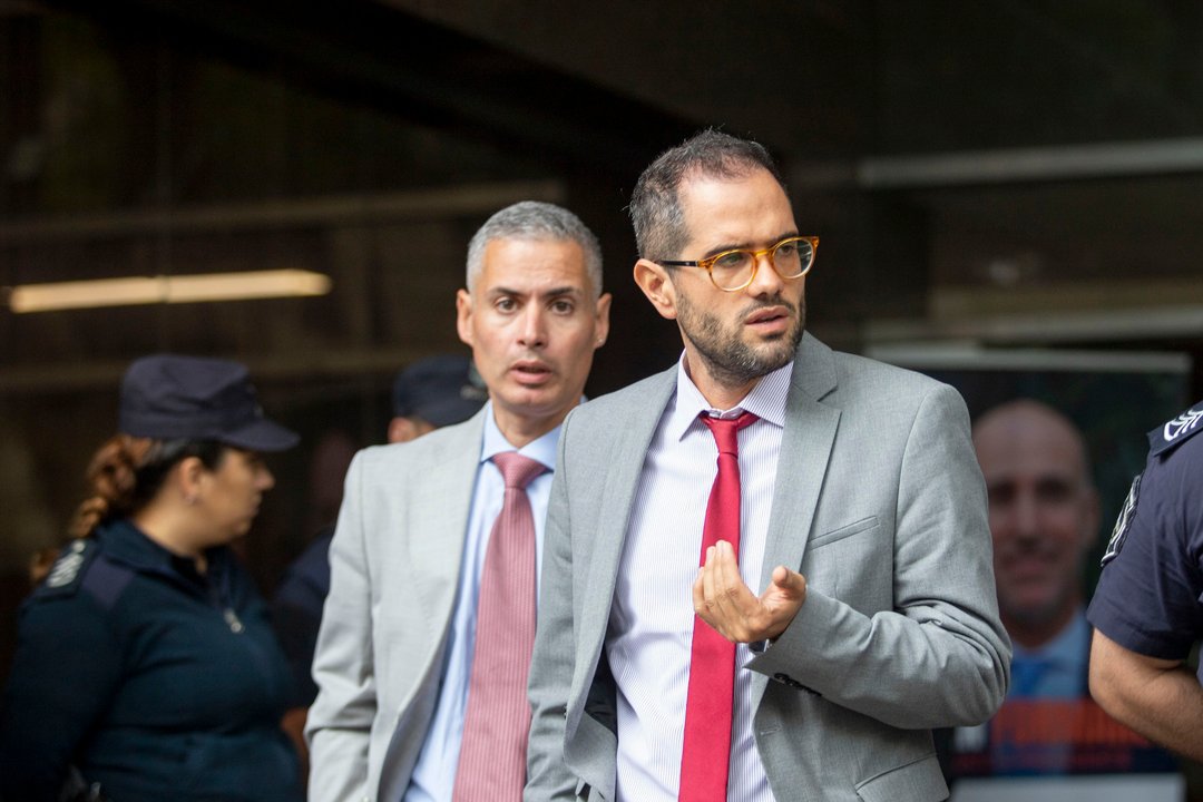 La defensa de Almirón mencionó que el enfermero “reportó” la taquicardia y la pierna edematizada de Maradona en Tigre