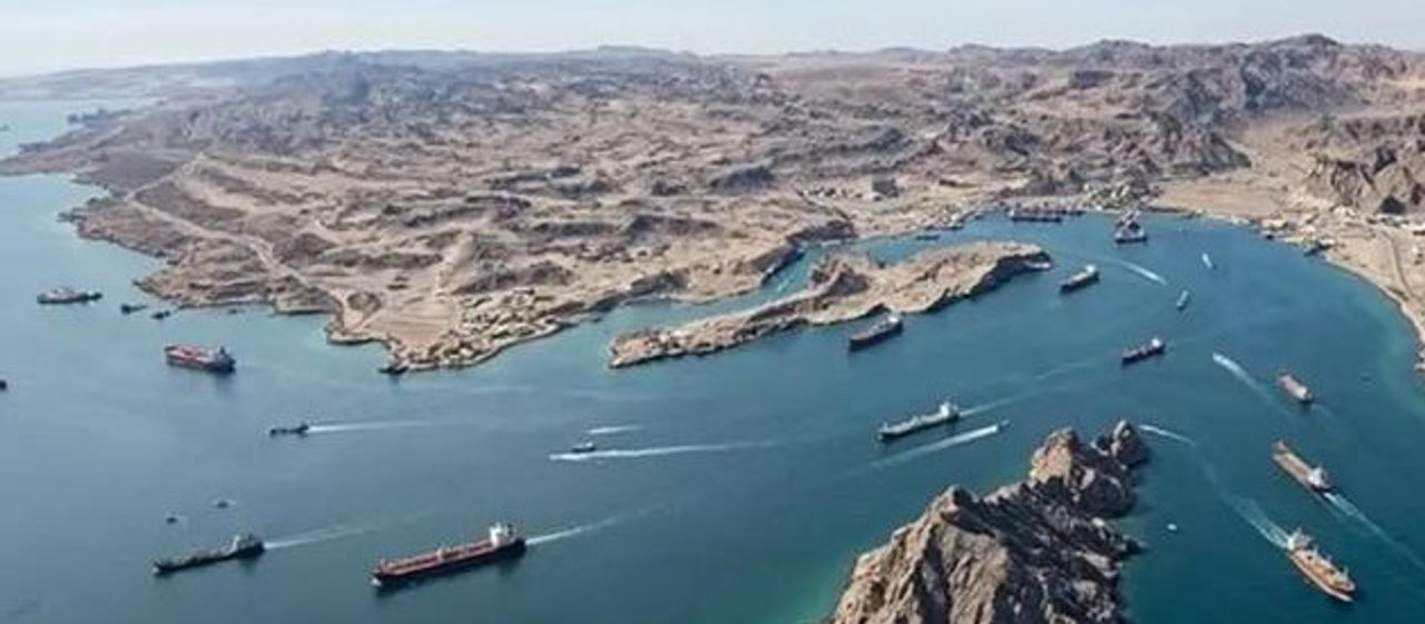 Irán rechazó por insuficiente la respuesta de Estados Unidos y mantiene cerrado el estrecho de Ormuz