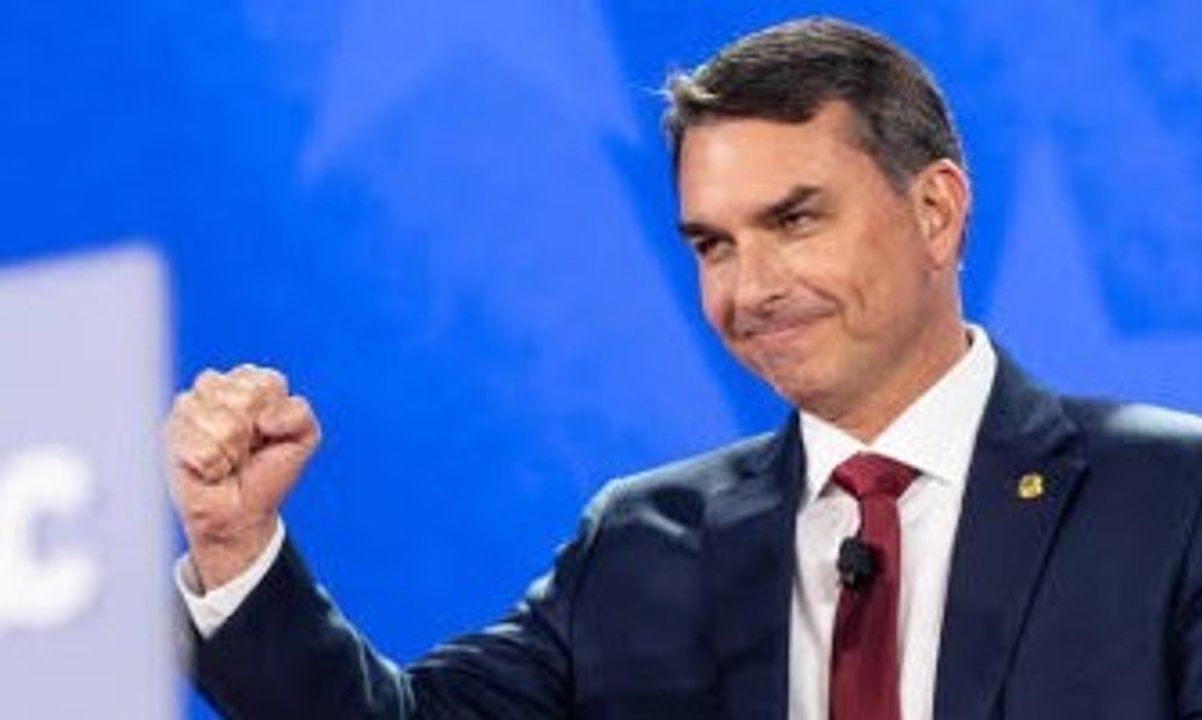 PP y União Brasil anuncian apoyo a Flávio Bolsonaro en la segunda vuelta
