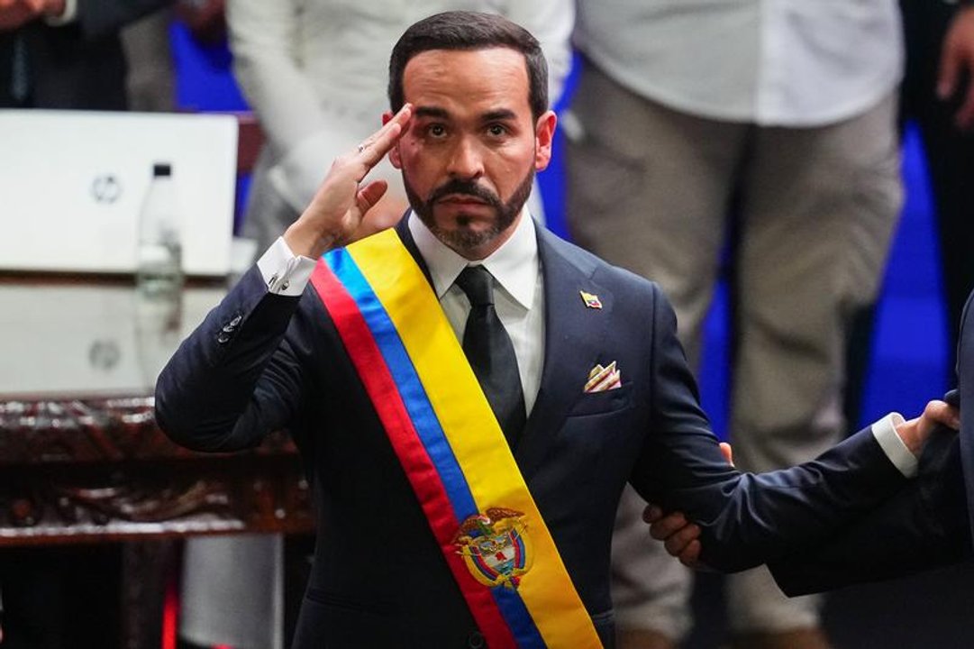 Colombia extradita a Estados Unidos a cabecilla de disidencias de las FARC y a seis solicitados por narcotráfico