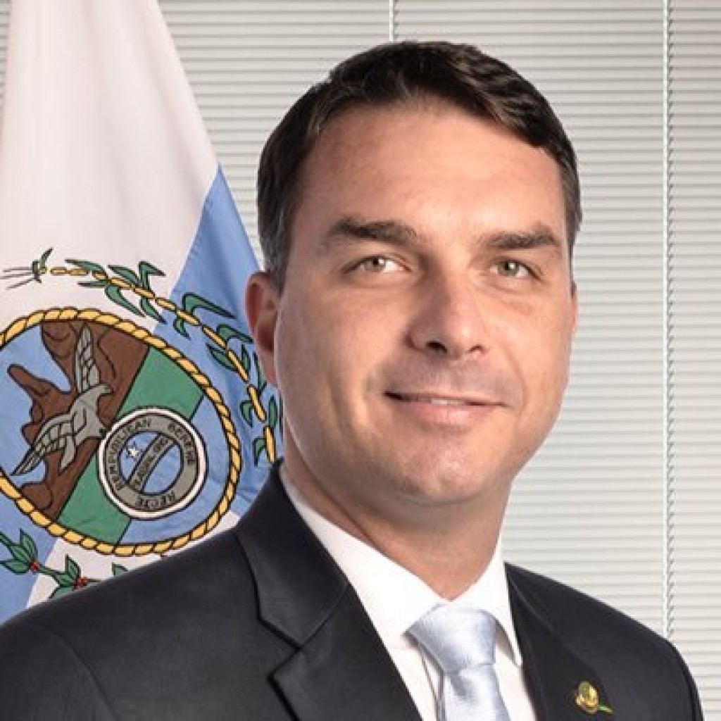 Brasil: la Justicia le prohibió salir del país a Flávio Bolsonaro tras la derrota electoral